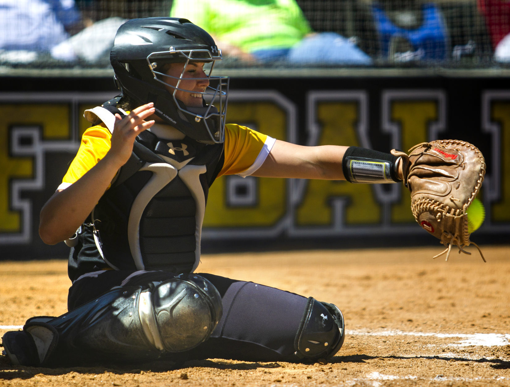 CSI defeats USU softball